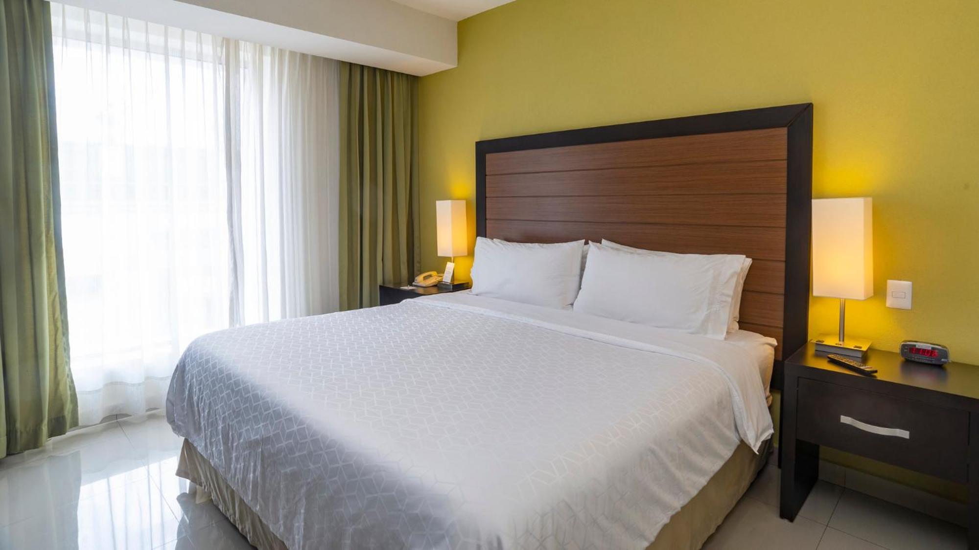 Holiday Inn Express Xalapa By Ihg Exterior foto