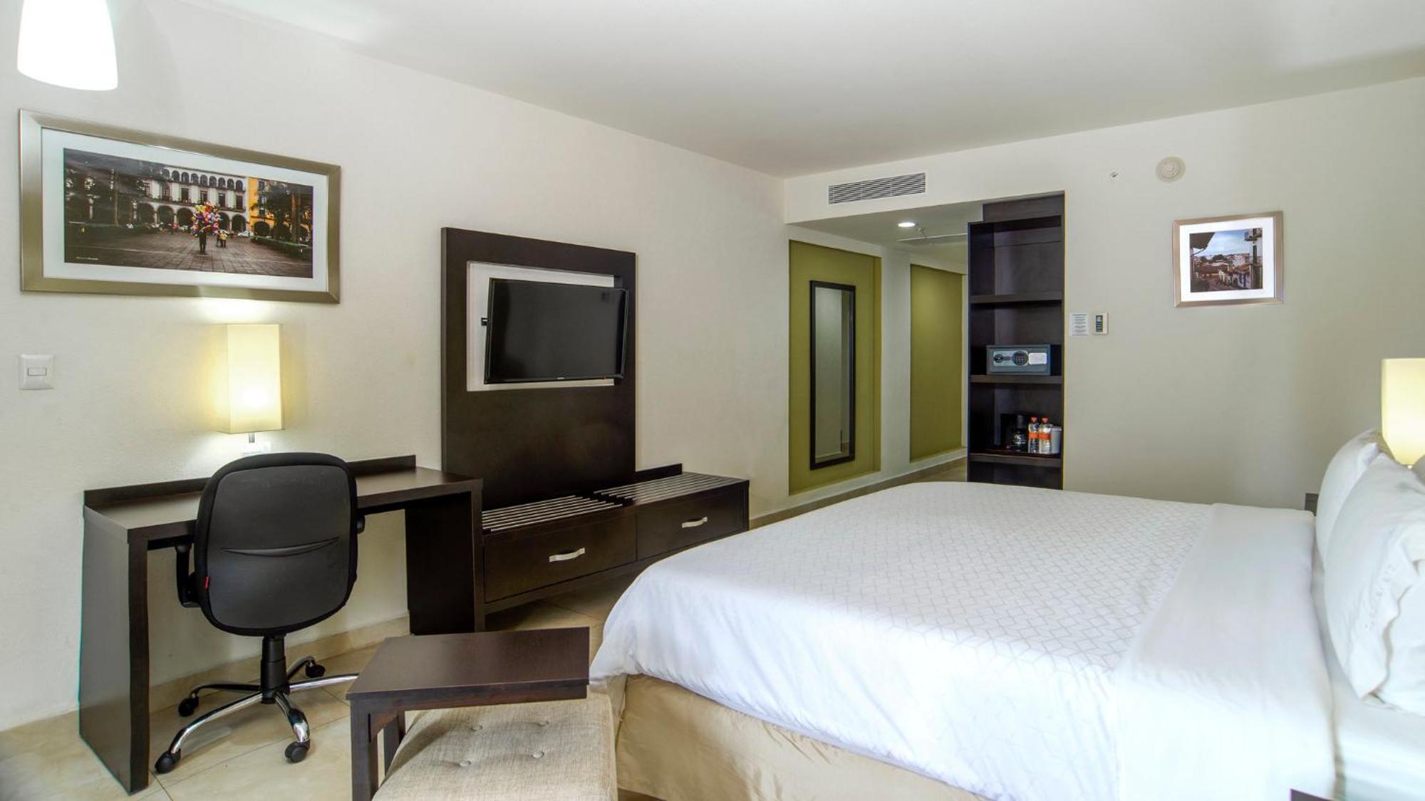 Holiday Inn Express Xalapa By Ihg Exterior foto