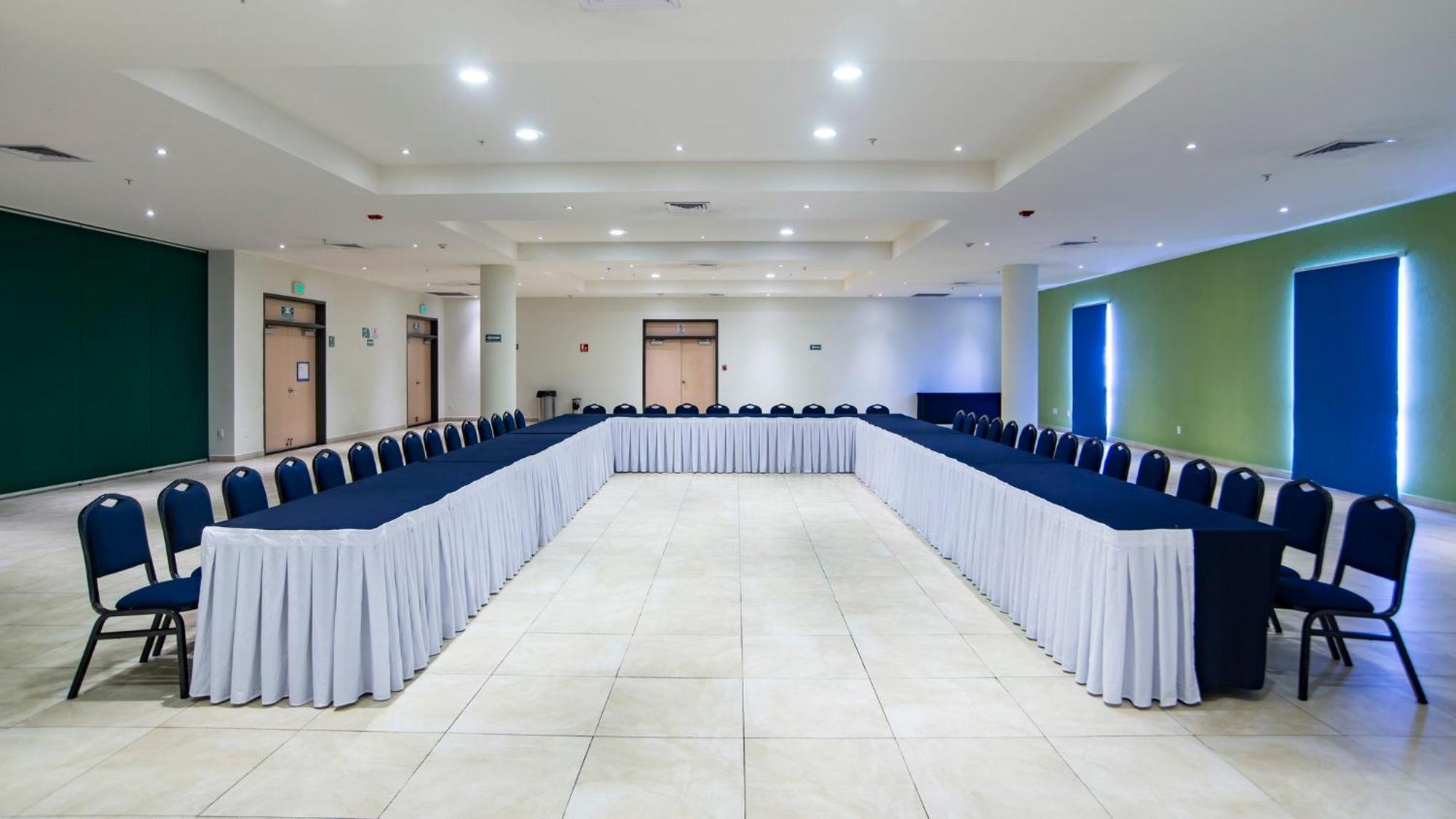 Holiday Inn Express Xalapa By Ihg Exterior foto