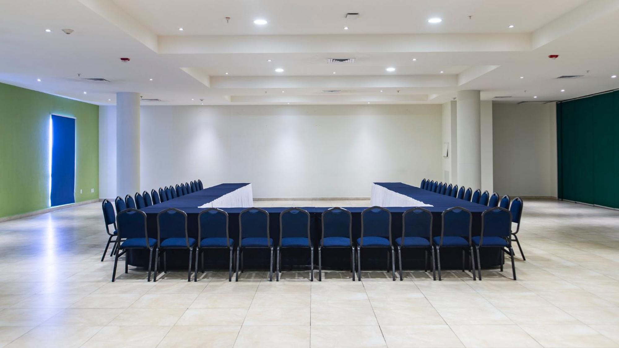 Holiday Inn Express Xalapa By Ihg Exterior foto