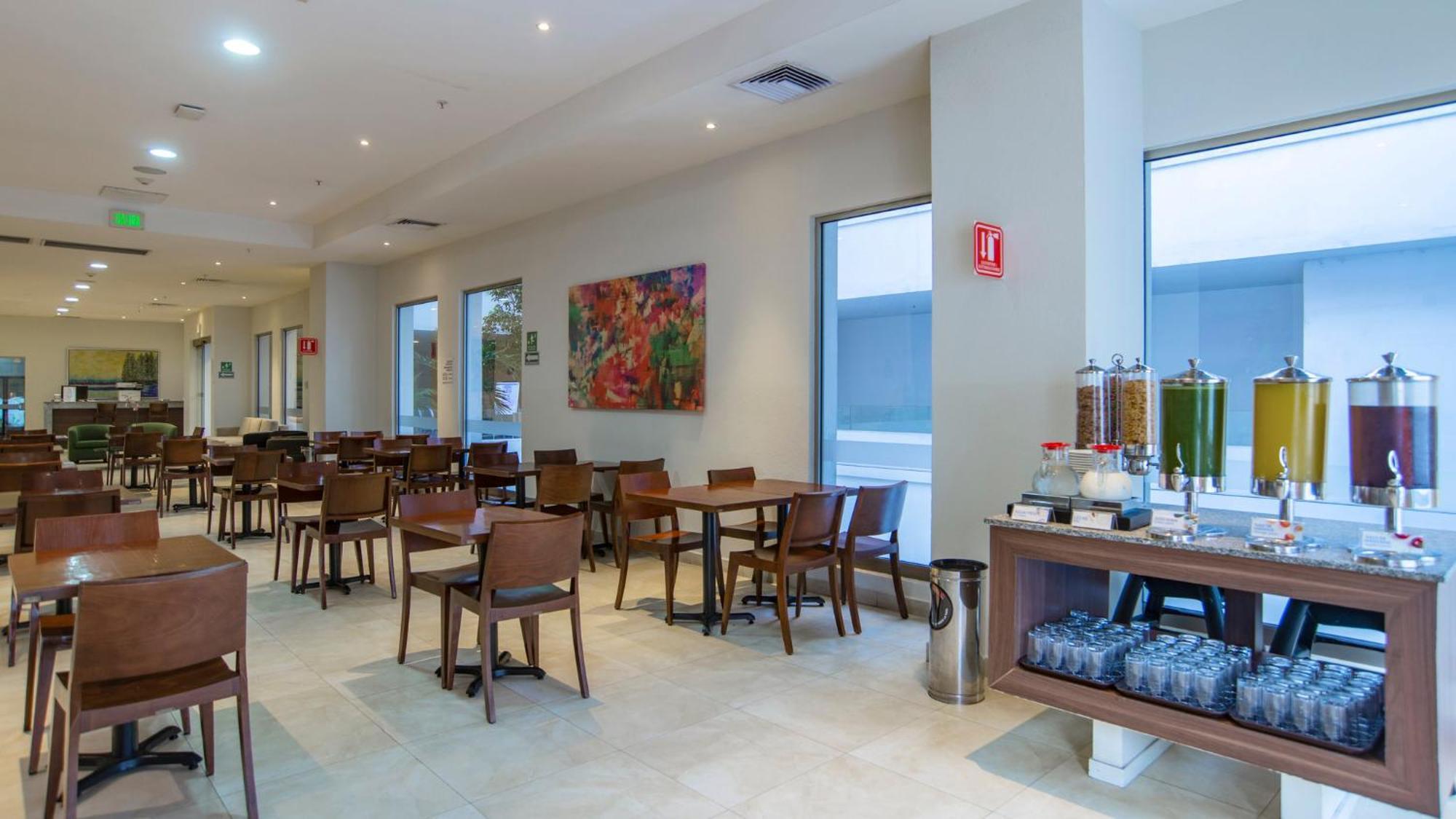 Holiday Inn Express Xalapa By Ihg Exterior foto